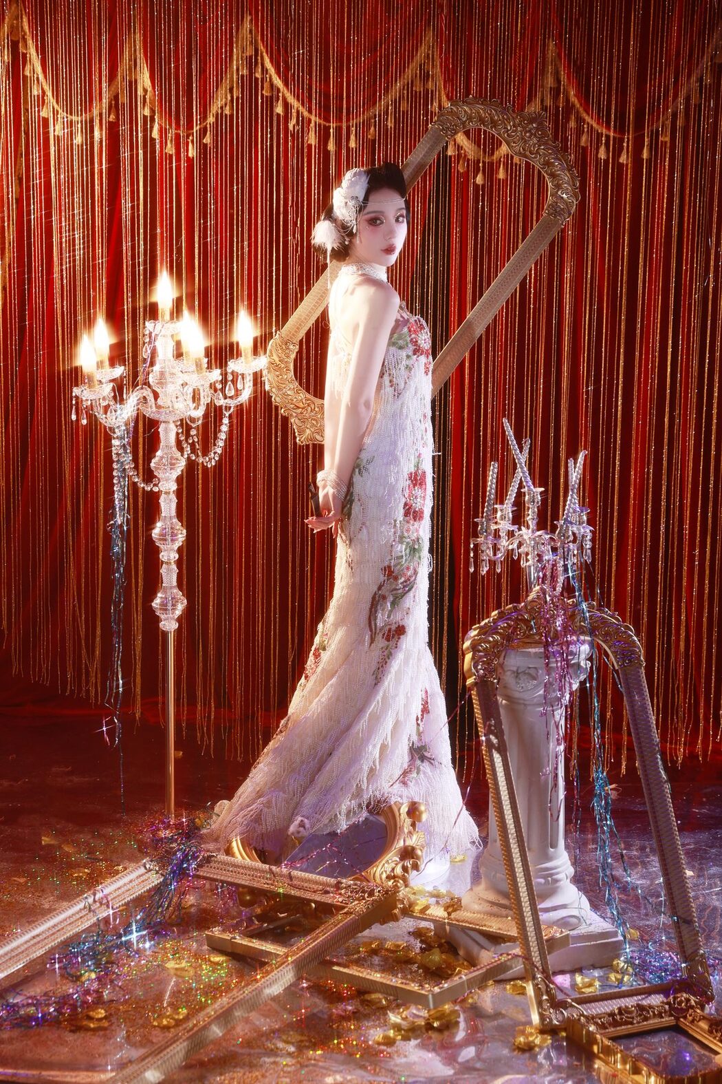 YiTuYu艺图语 Vol.4394 KK Liu Yi En