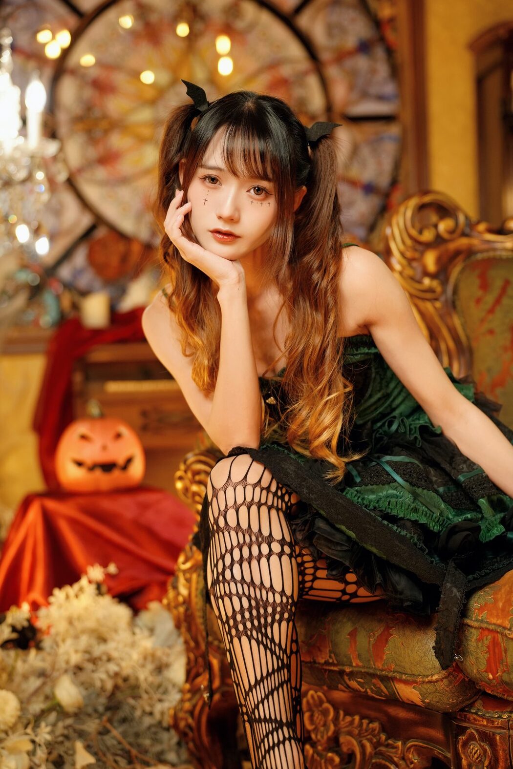 YiTuYu艺图语 Vol.4380 Tu Zi Zzz Bu Chi Hu Luo Bo