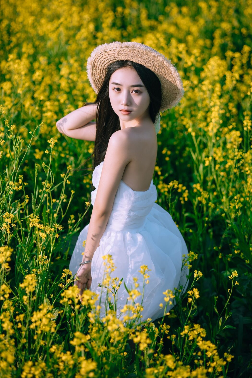 YiTuYu艺图语 Vol.4426 Yi Yu He Bao Dan