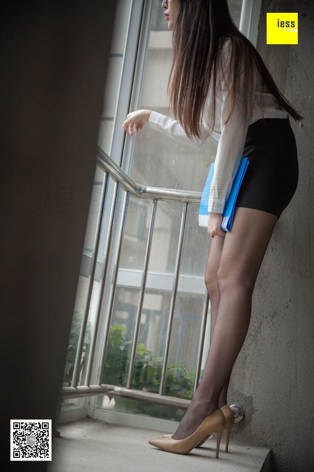 IESS异思趣向 SXJ.T045 Yun Zhi