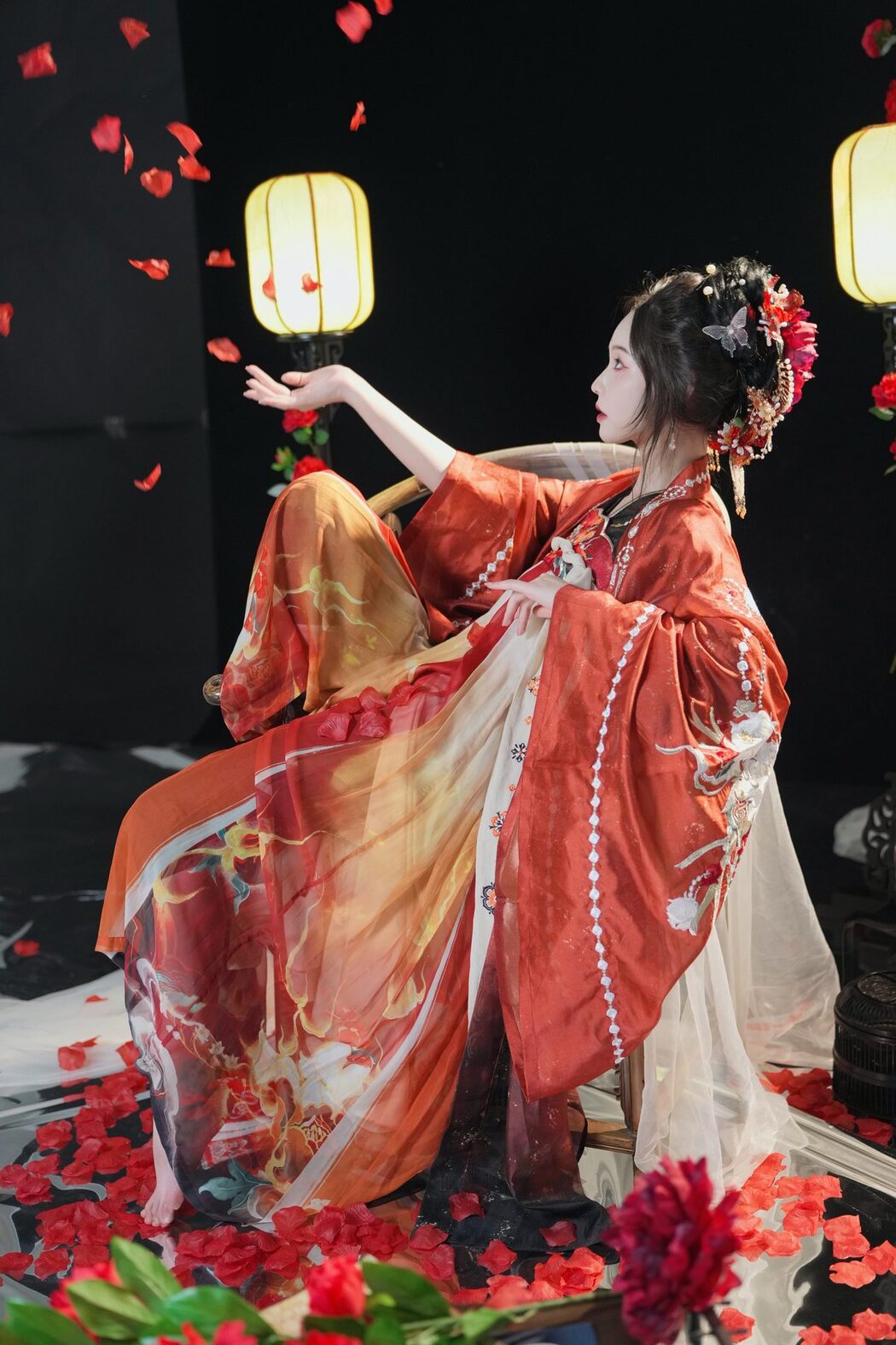 YiTuYu艺图语 Vol.4522 Vi Ge Vivian
