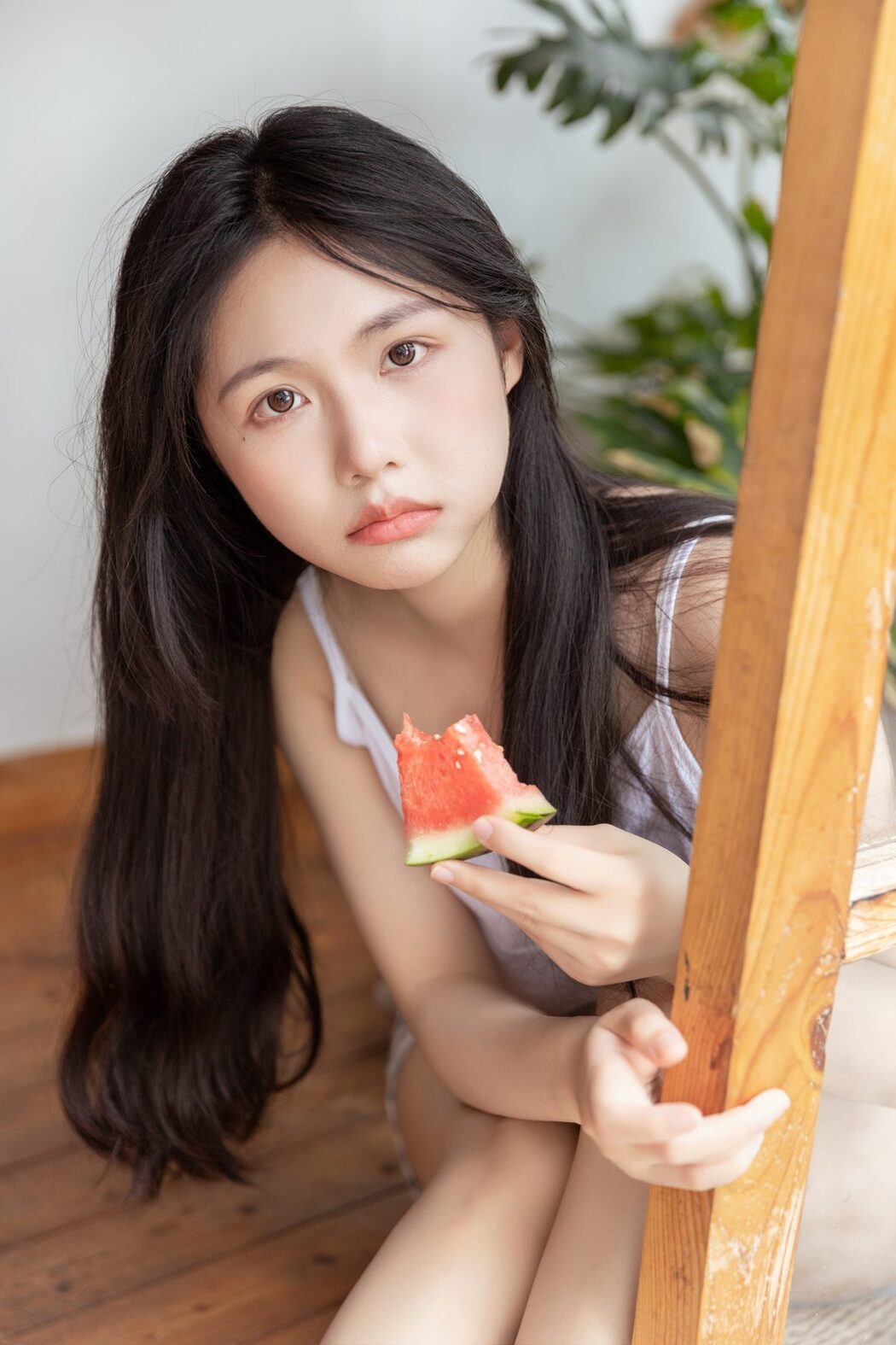 YiTuYu艺图语 Vol.4555 Zora