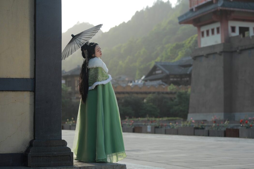 YiTuYu艺图语 Vol.4626 Yu Jin