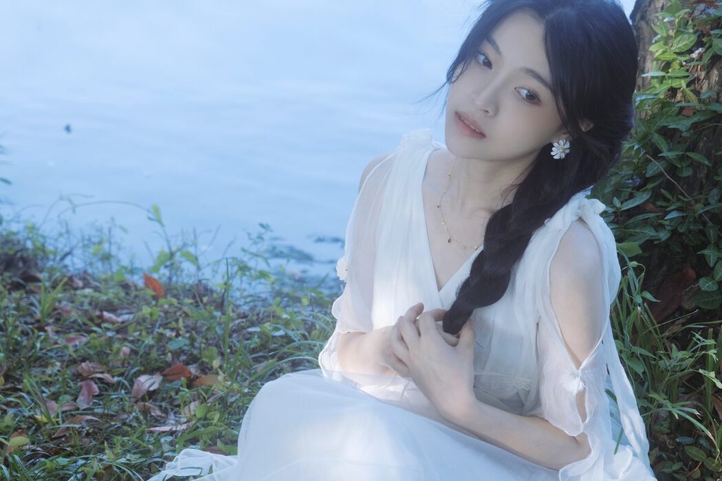 YiTuYu艺图语 Vol.4639 Lu Rou Chi Bu Bao
