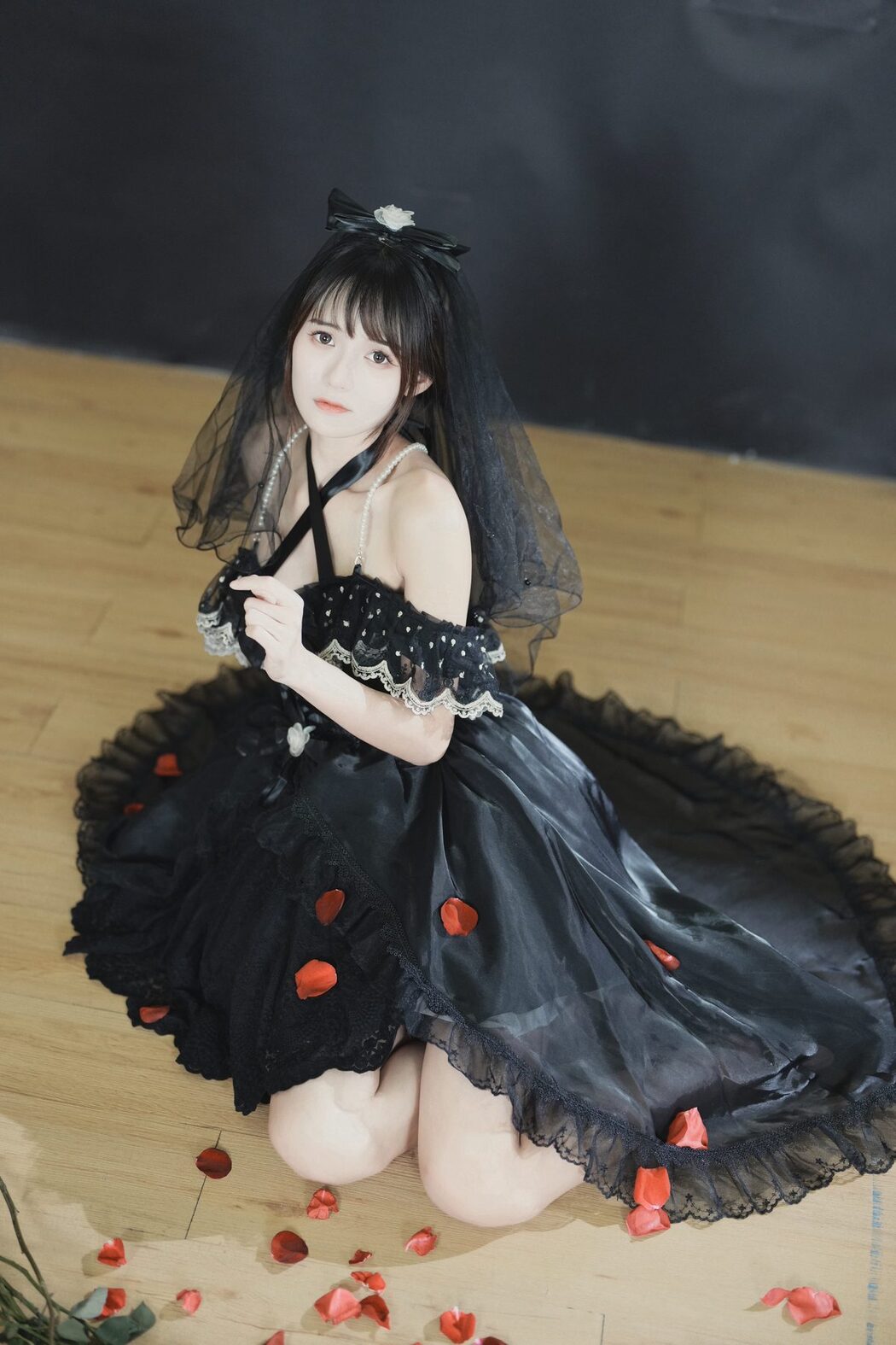 YiTuYu艺图语 Vol.4614 Tu Zi Zzz Bu Chi Hu Luo Bo