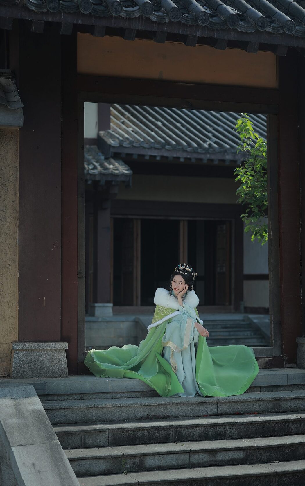 YiTuYu艺图语 Vol.4626 Yu Jin