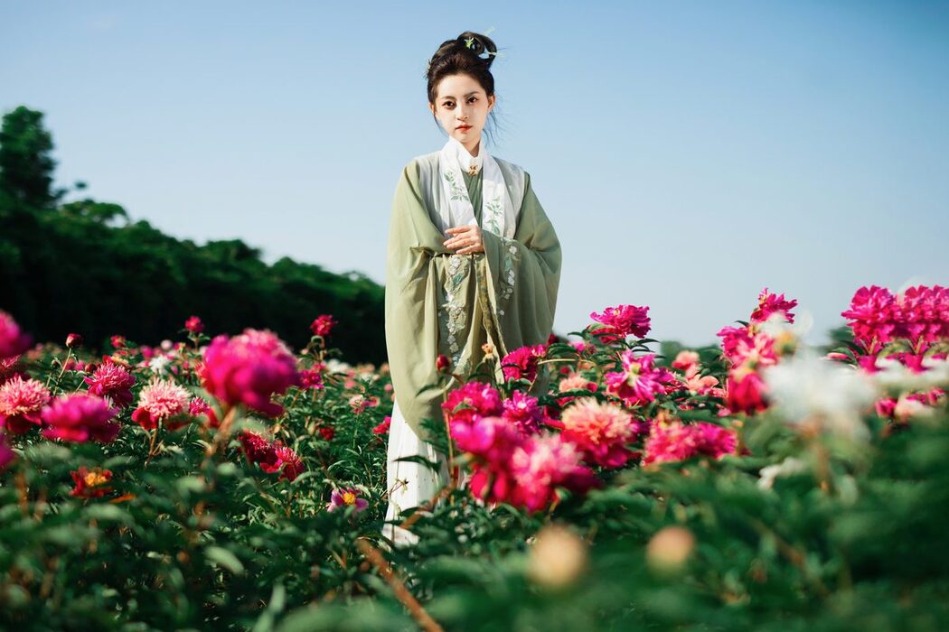 YiTuYu艺图语 Vol.4607 Yi Xuan
