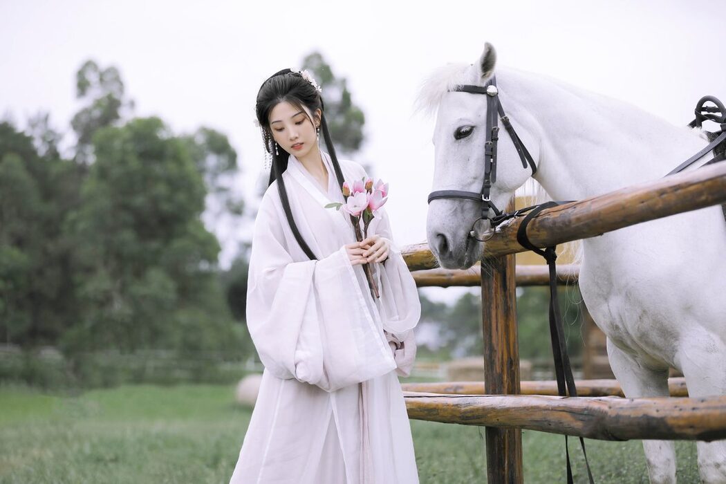 YiTuYu艺图语 Vol.4600 Zhi Zhi Qi
