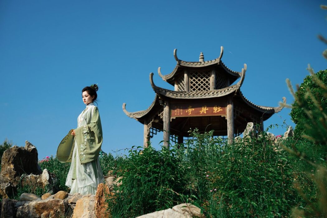YiTuYu艺图语 Vol.4607 Yi Xuan