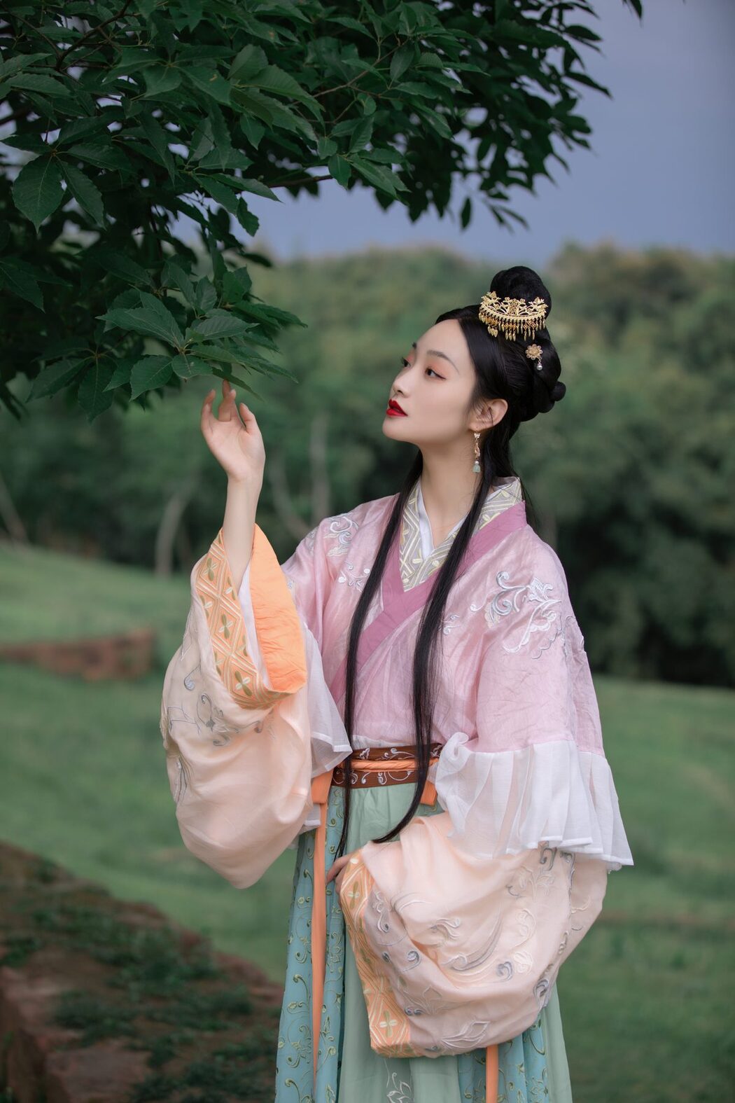 YiTuYu艺图语 Vol.4585 Ling Zi Xi