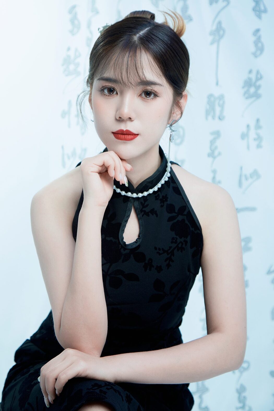 YiTuYu艺图语 Vol.4559 Xiao Xue Cover Photo