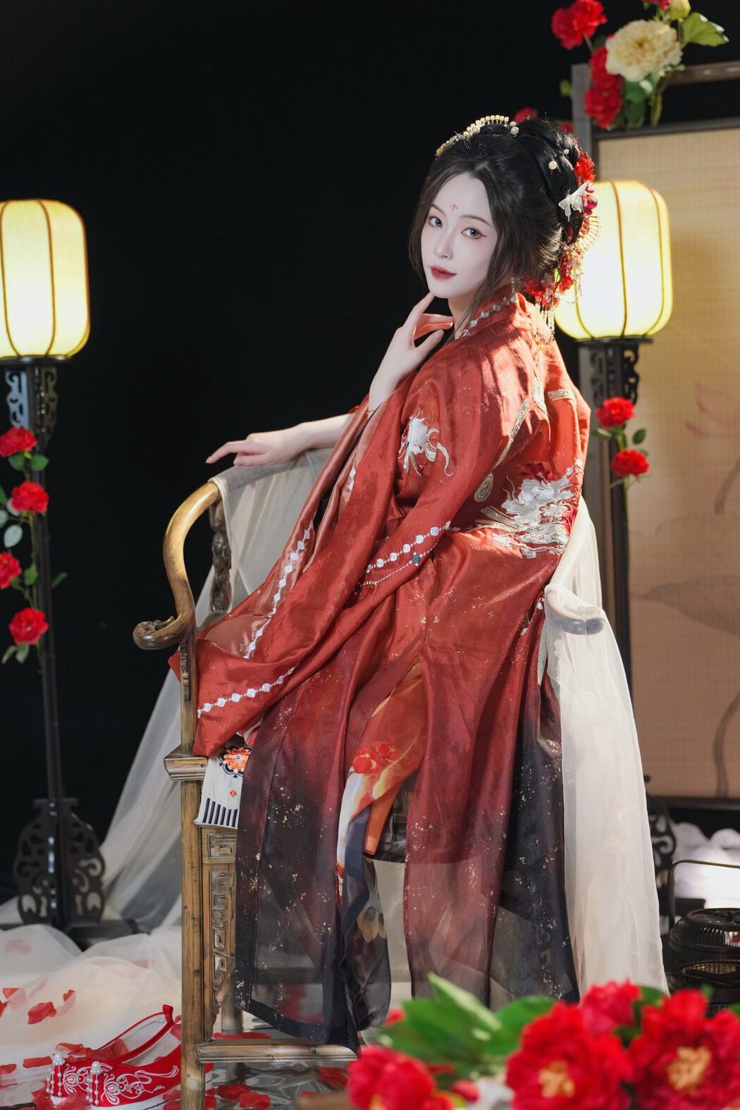 YiTuYu艺图语 Vol.4522 Vi Ge Vivian