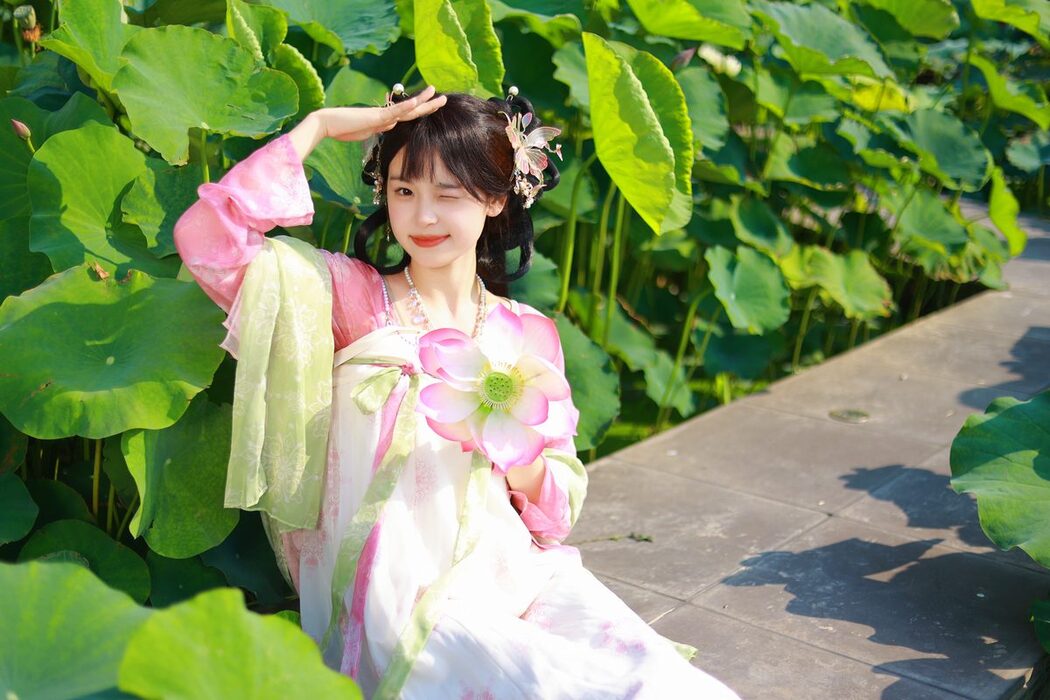 YiTuYu艺图语 Vol.4644 Chi Chi Qing Yu Biao