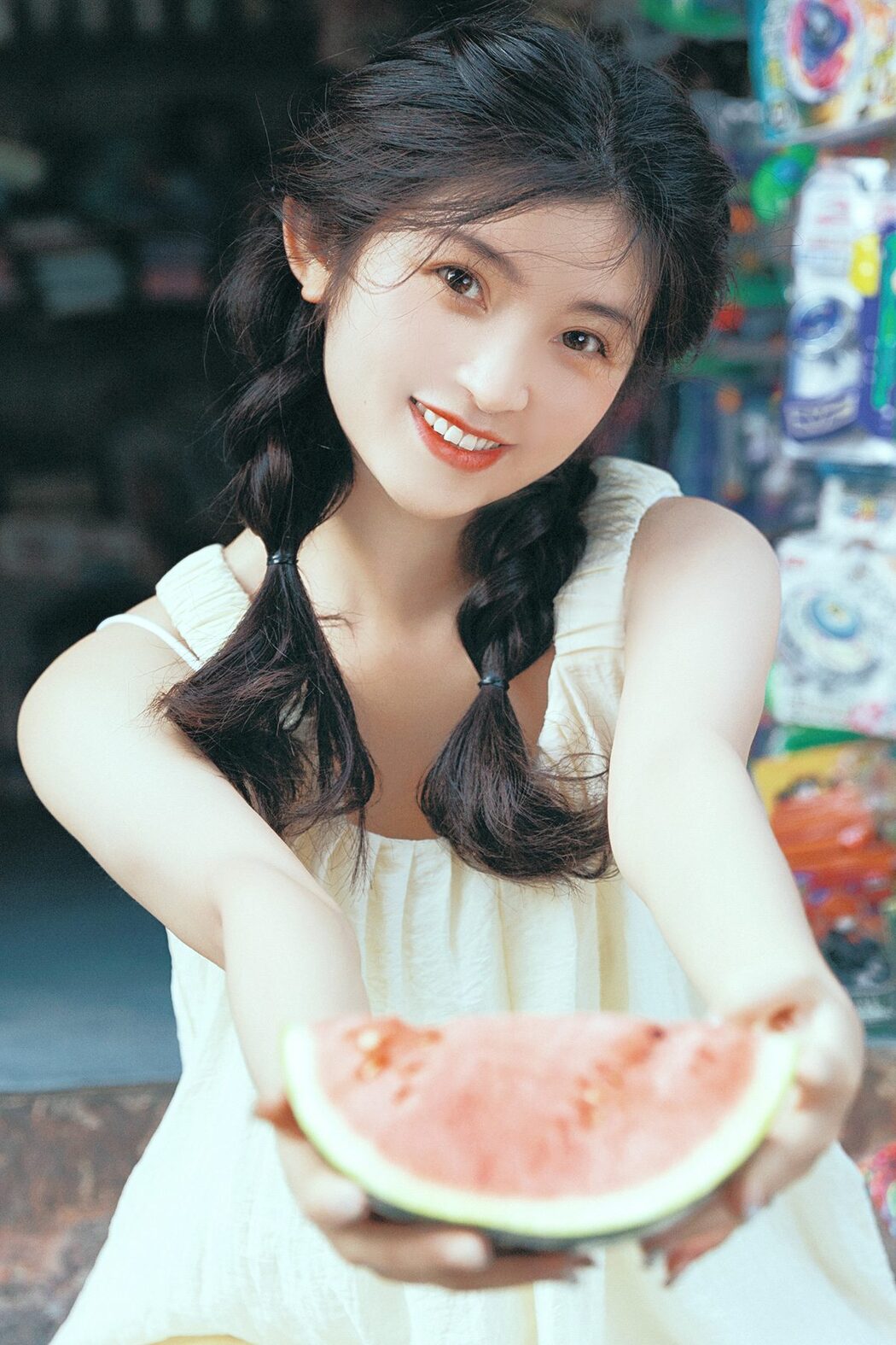 YiTuYu艺图语 Vol.4676 Hai Wei Cover Photo