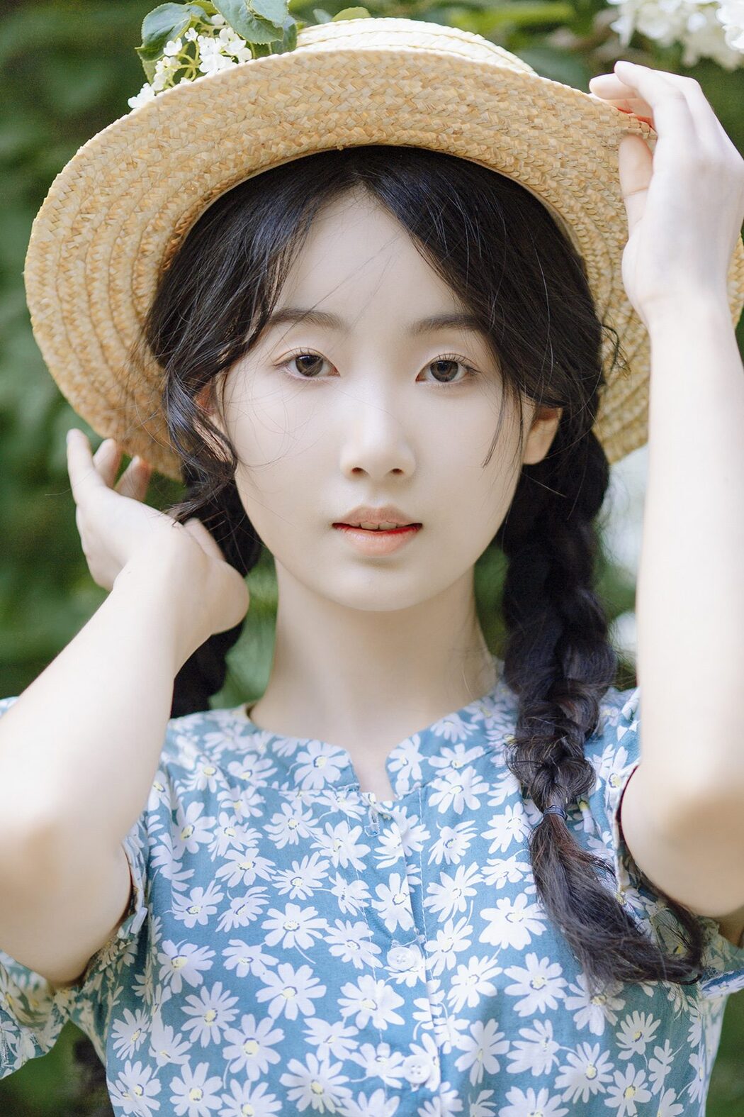 YiTuYu艺图语 Vol.4660 Zhai Xing Xing Gei Ni Ya Cover Photo