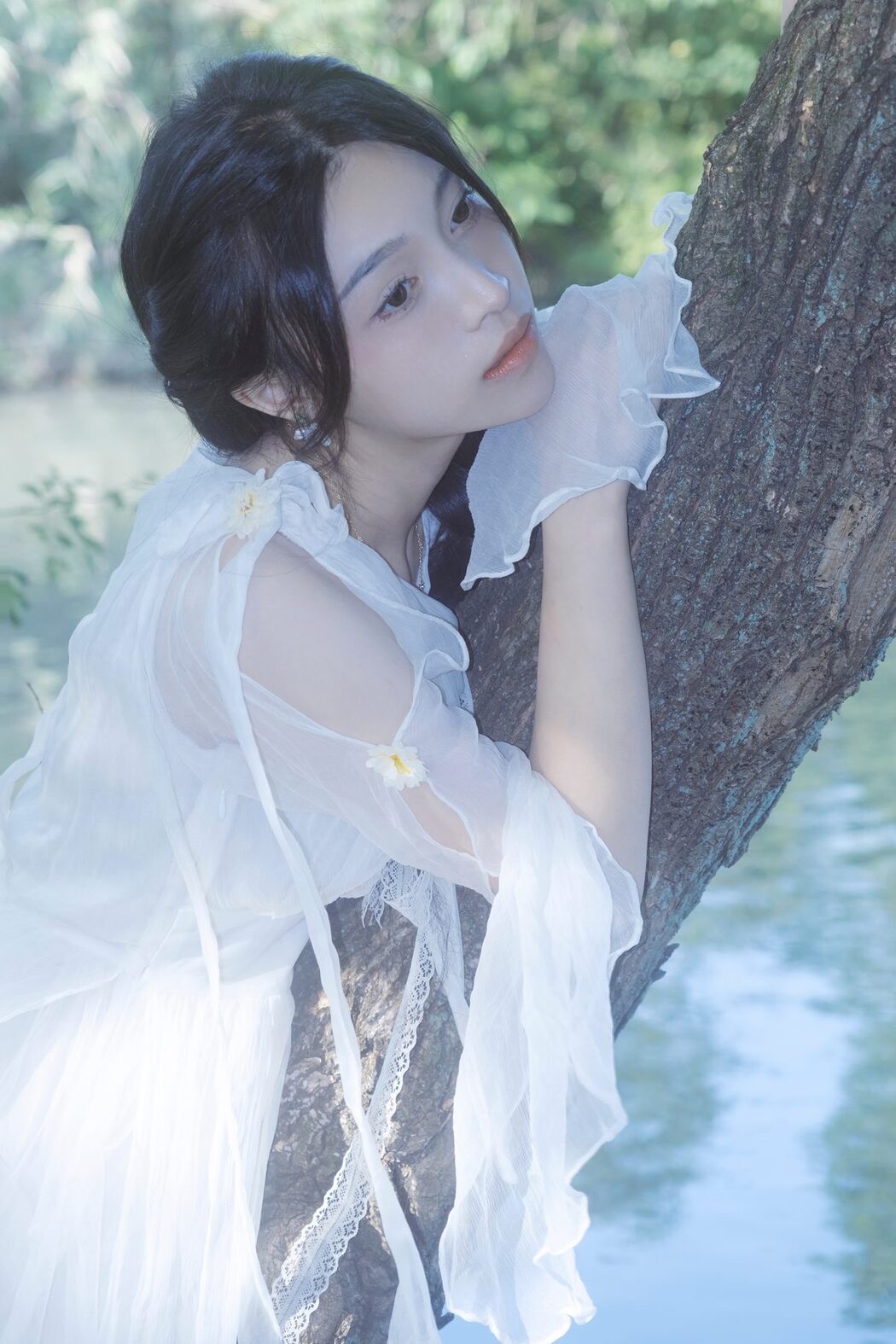 YiTuYu艺图语 Vol.4639 Lu Rou Chi Bu Bao