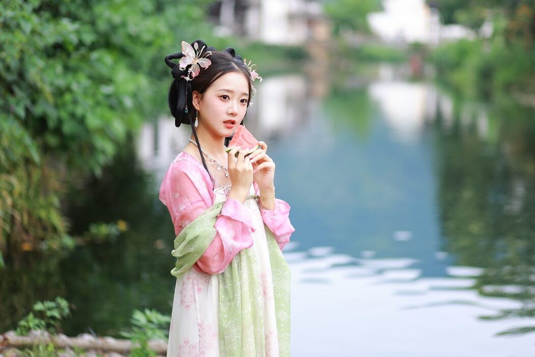 YiTuYu艺图语 Vol.4629 You Er Bai Bai