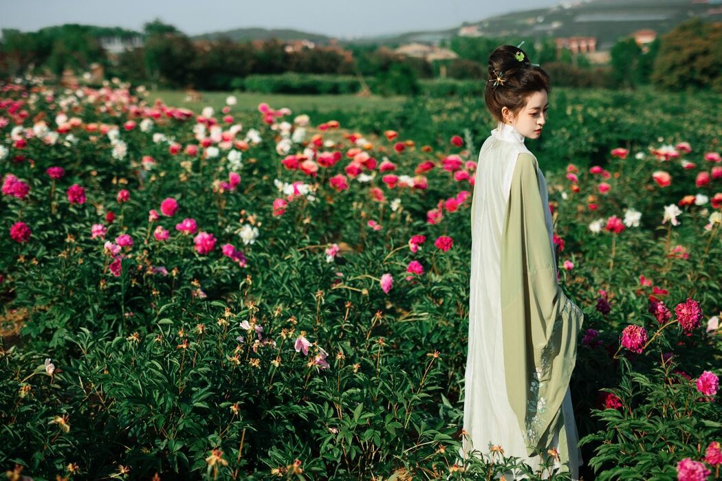 YiTuYu艺图语 Vol.4607 Yi Xuan