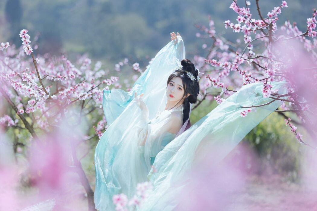 YiTuYu艺图语 Vol.4596 Qi Luo Sheng De Xiao Su Su