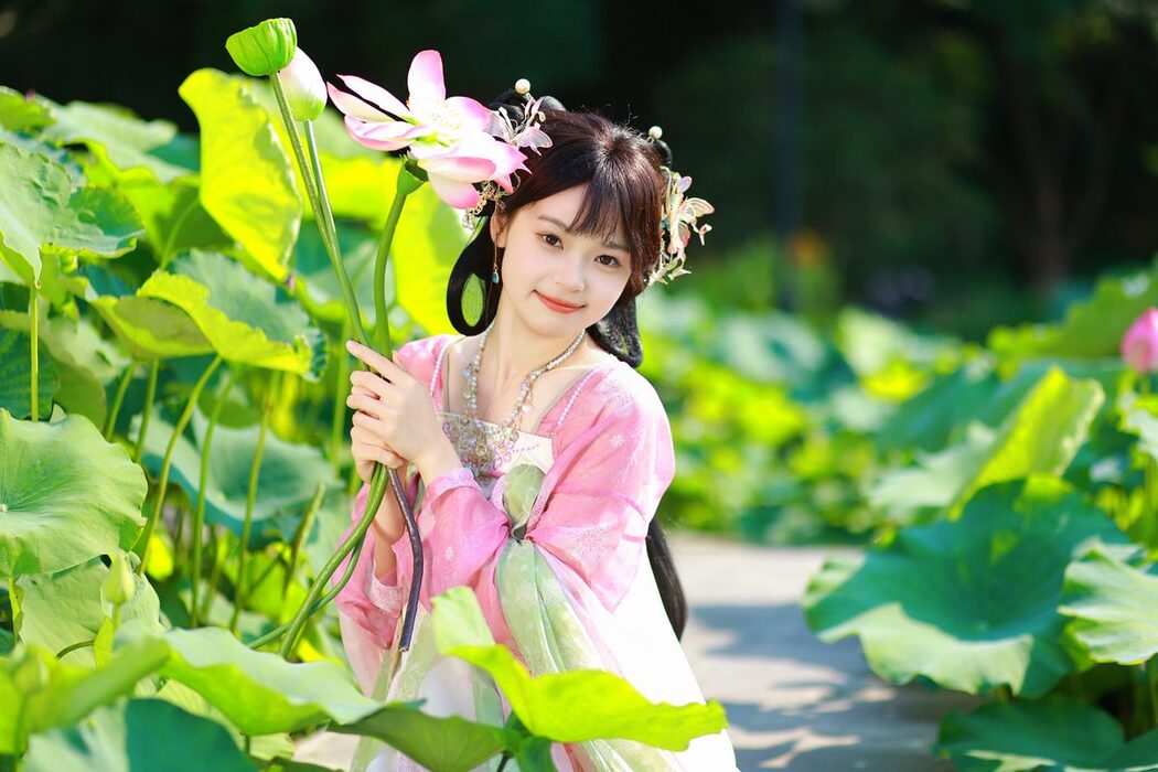 YiTuYu艺图语 Vol.4644 Chi Chi Qing Yu Biao
