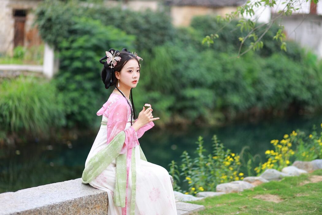 YiTuYu艺图语 Vol.4629 You Er Bai Bai