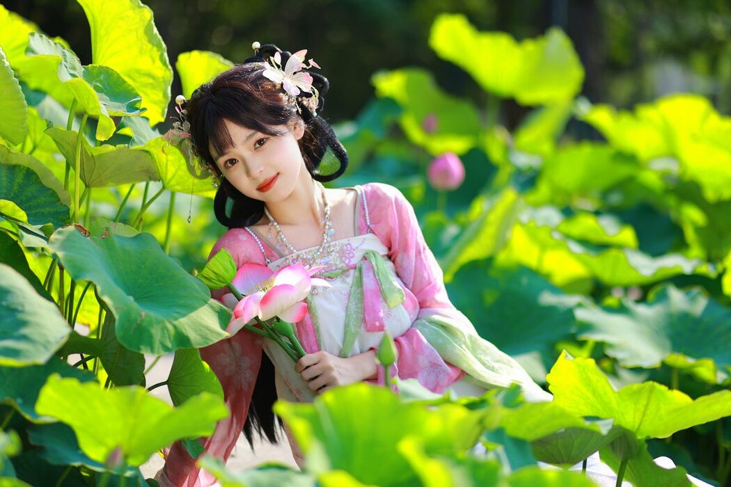 YiTuYu艺图语 Vol.4644 Chi Chi Qing Yu Biao