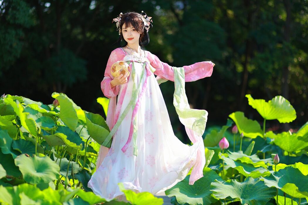 YiTuYu艺图语 Vol.4644 Chi Chi Qing Yu Biao