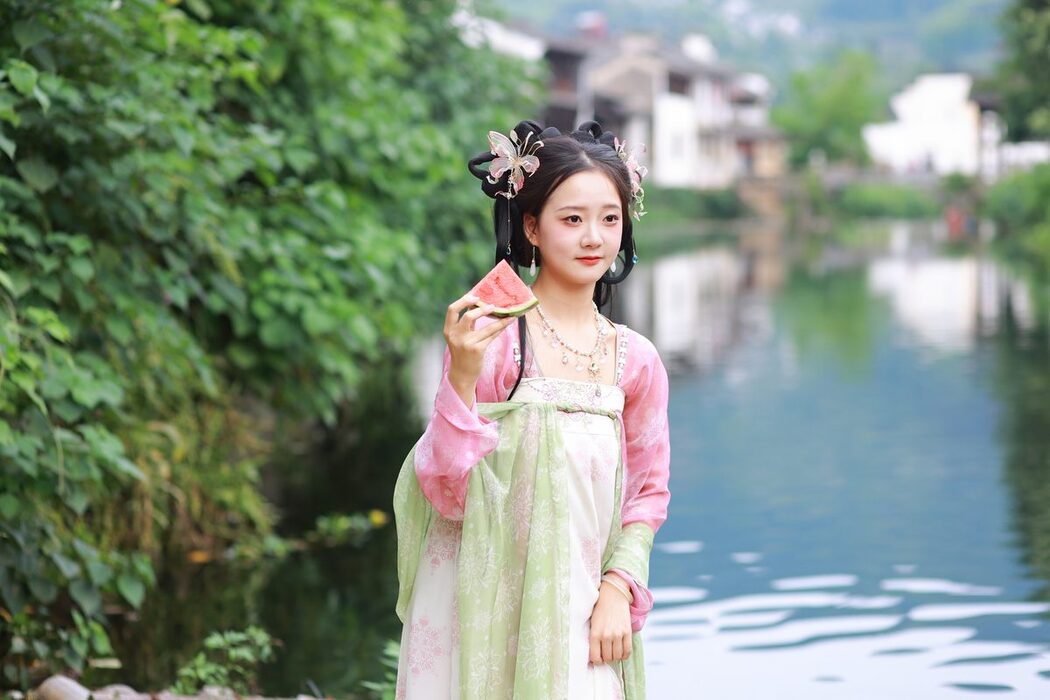 YiTuYu艺图语 Vol.4629 You Er Bai Bai