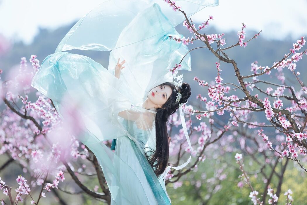YiTuYu艺图语 Vol.4596 Qi Luo Sheng De Xiao Su Su