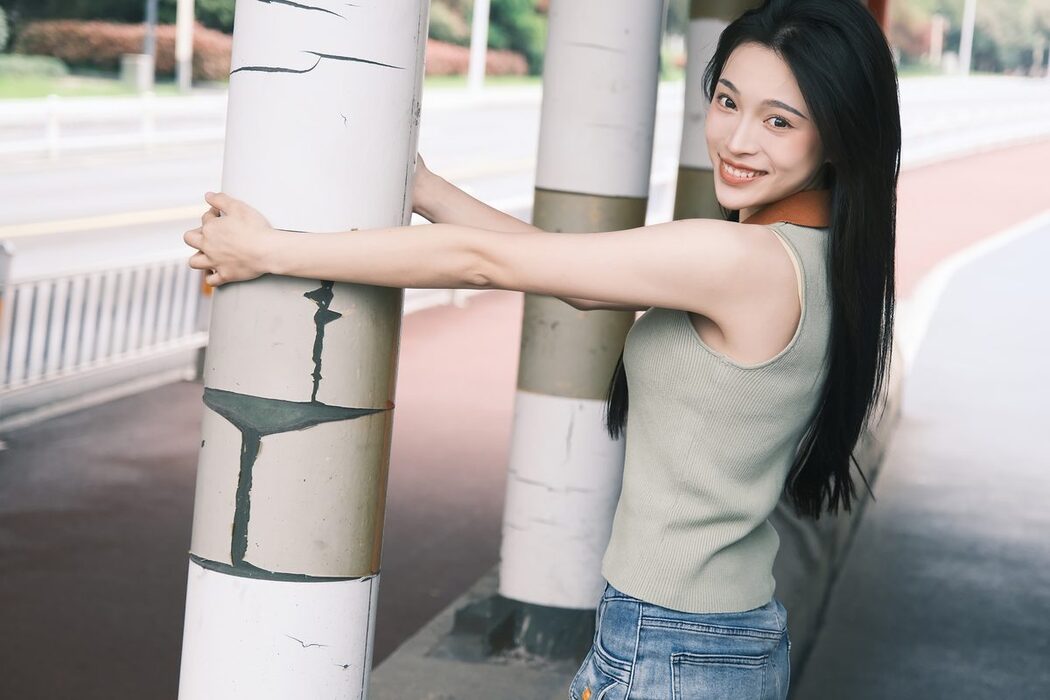 YiTuYu艺图语 Vol.4618 Lu Rou Chi Bu Bao