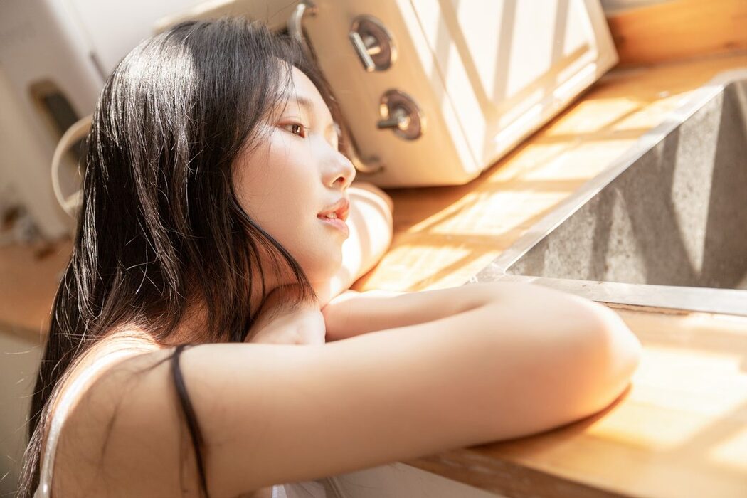 YiTuYu艺图语 Vol.4555 Zora