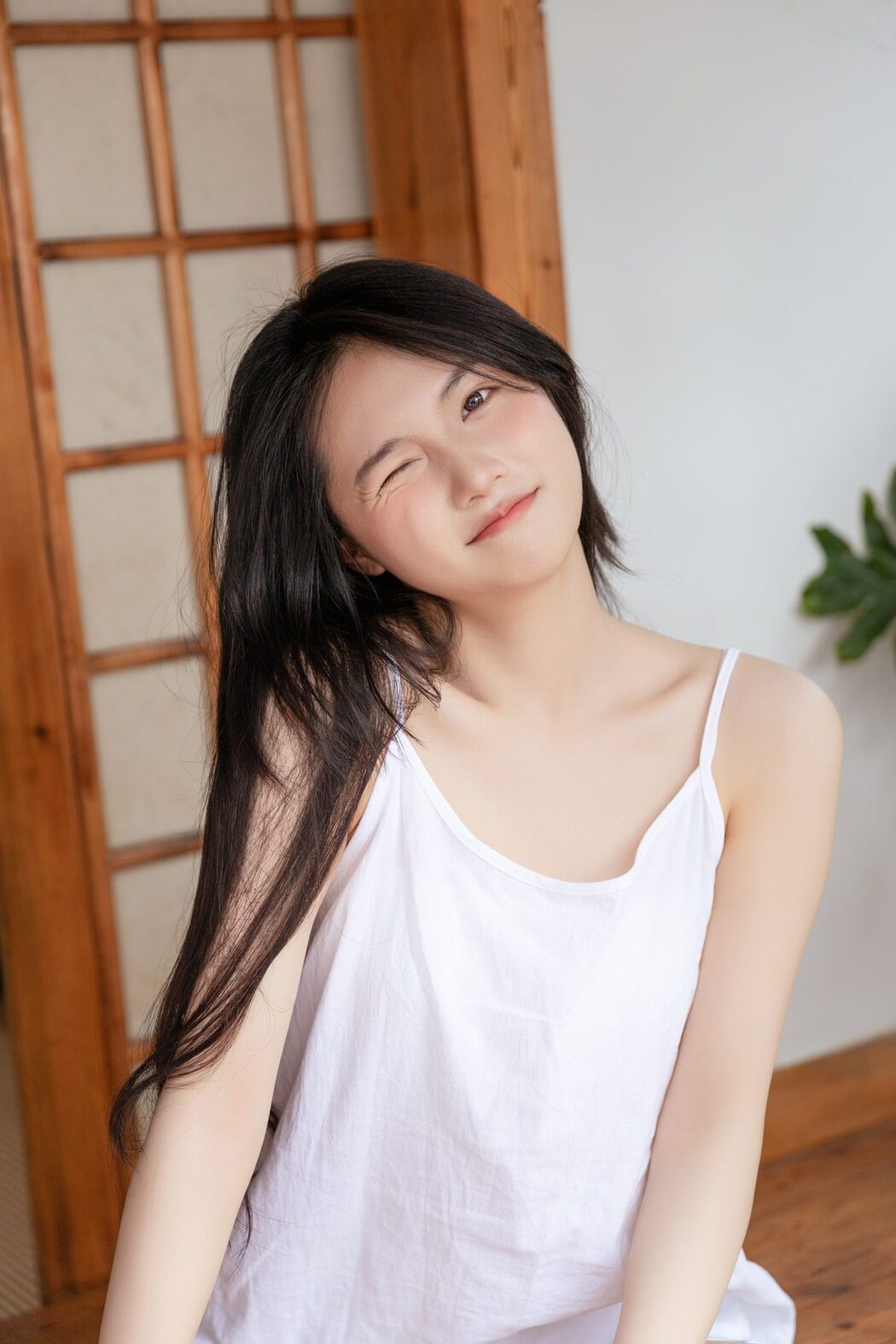 YiTuYu艺图语 Vol.4555 Zora