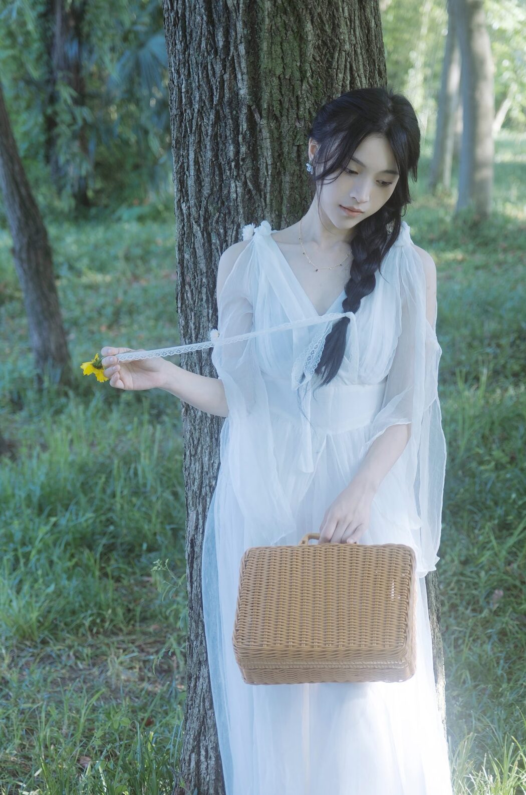 YiTuYu艺图语 Vol.4639 Lu Rou Chi Bu Bao