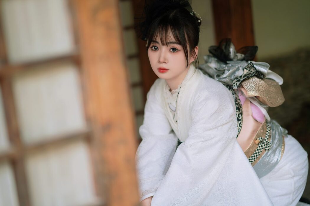 YiTuYu艺图语 Vol.4648 Zhi Zhi