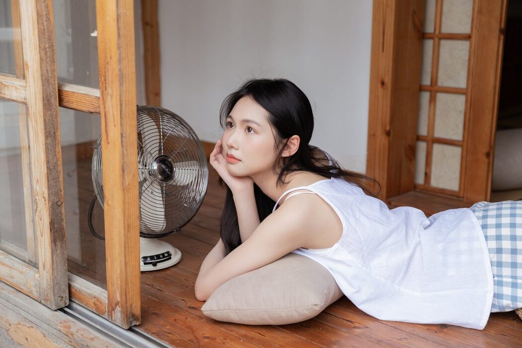 YiTuYu艺图语 Vol.4555 Zora