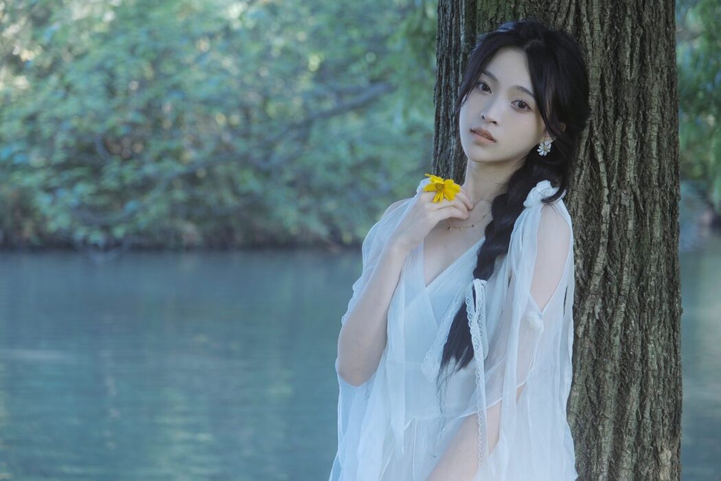 YiTuYu艺图语 Vol.4639 Lu Rou Chi Bu Bao