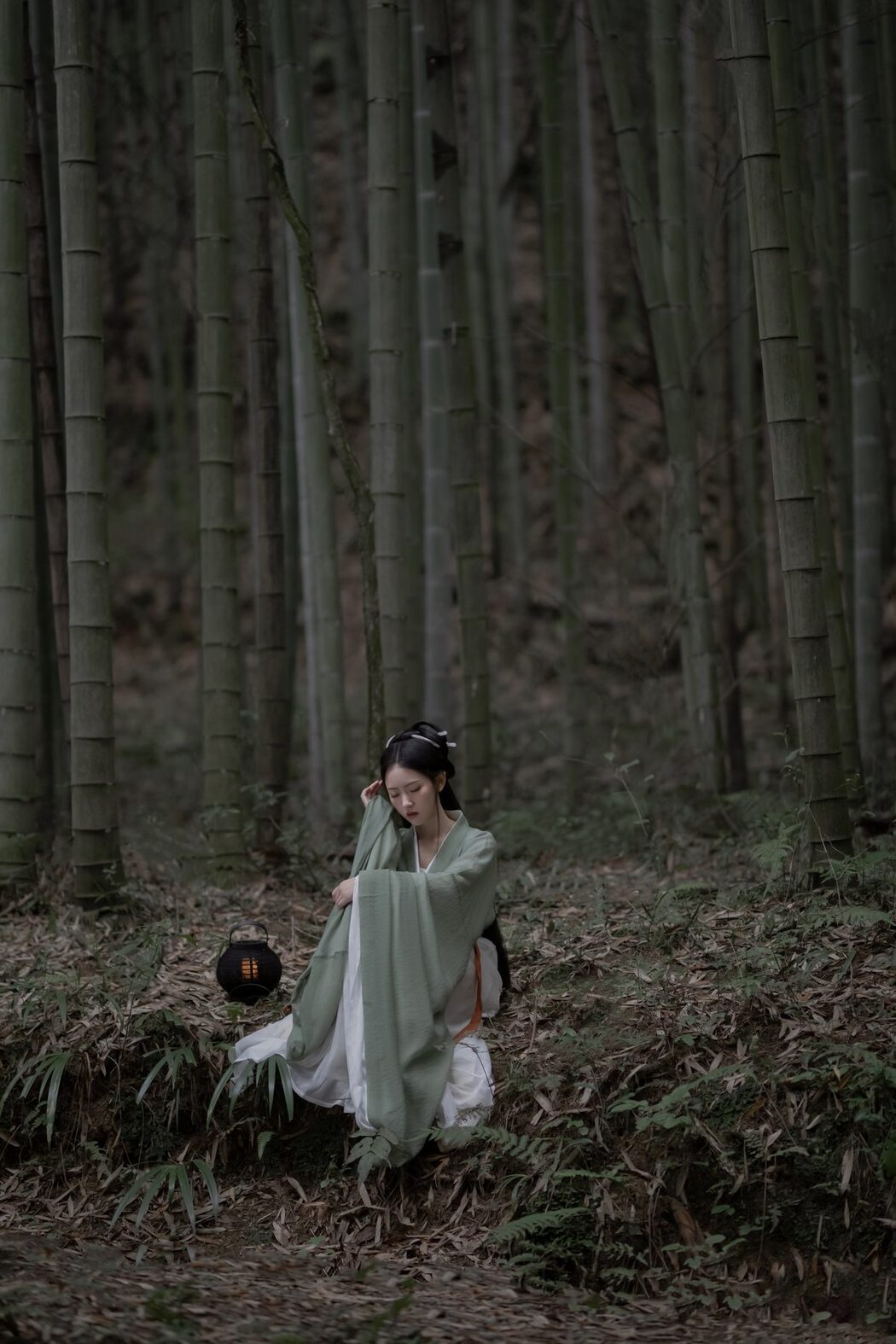 YiTuYu艺图语 Vol.4637 Lin Aki Nai