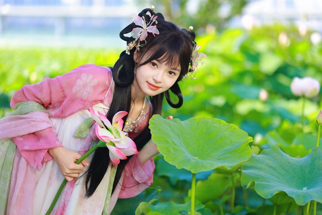 YiTuYu艺图语 Vol.4644 Chi Chi Qing Yu Biao