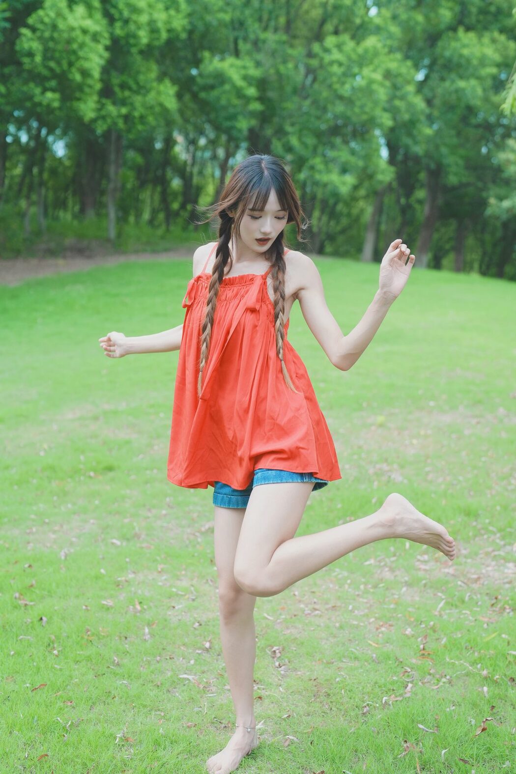 YiTuYu艺图语 Vol.4659 Tu Zi Zzz Bu Chi Hu Luo Bo