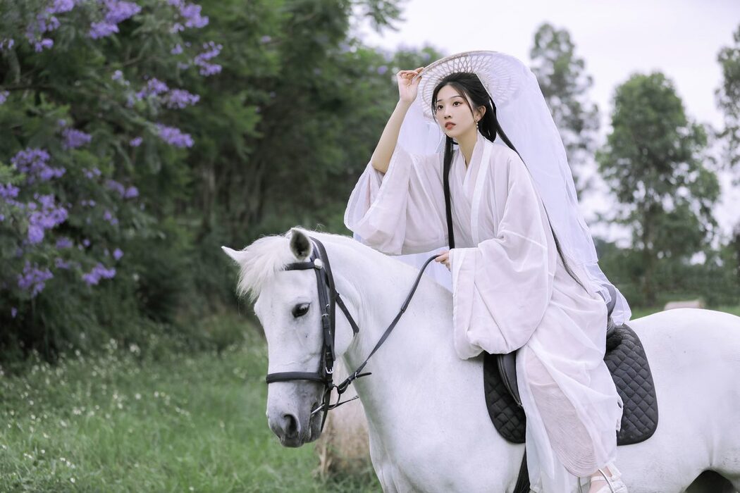 YiTuYu艺图语 Vol.4600 Zhi Zhi Qi
