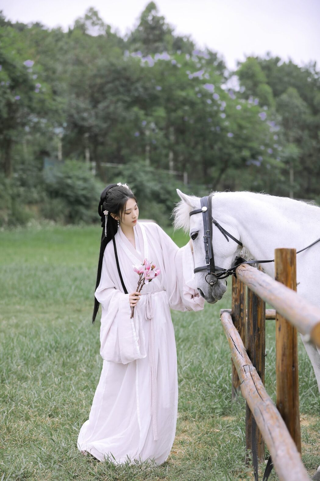YiTuYu艺图语 Vol.4600 Zhi Zhi Qi