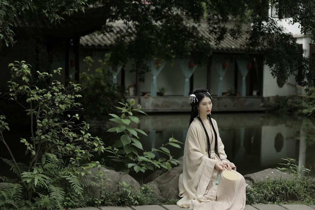 YiTuYu艺图语 Vol.4602 Xin Xin Zi