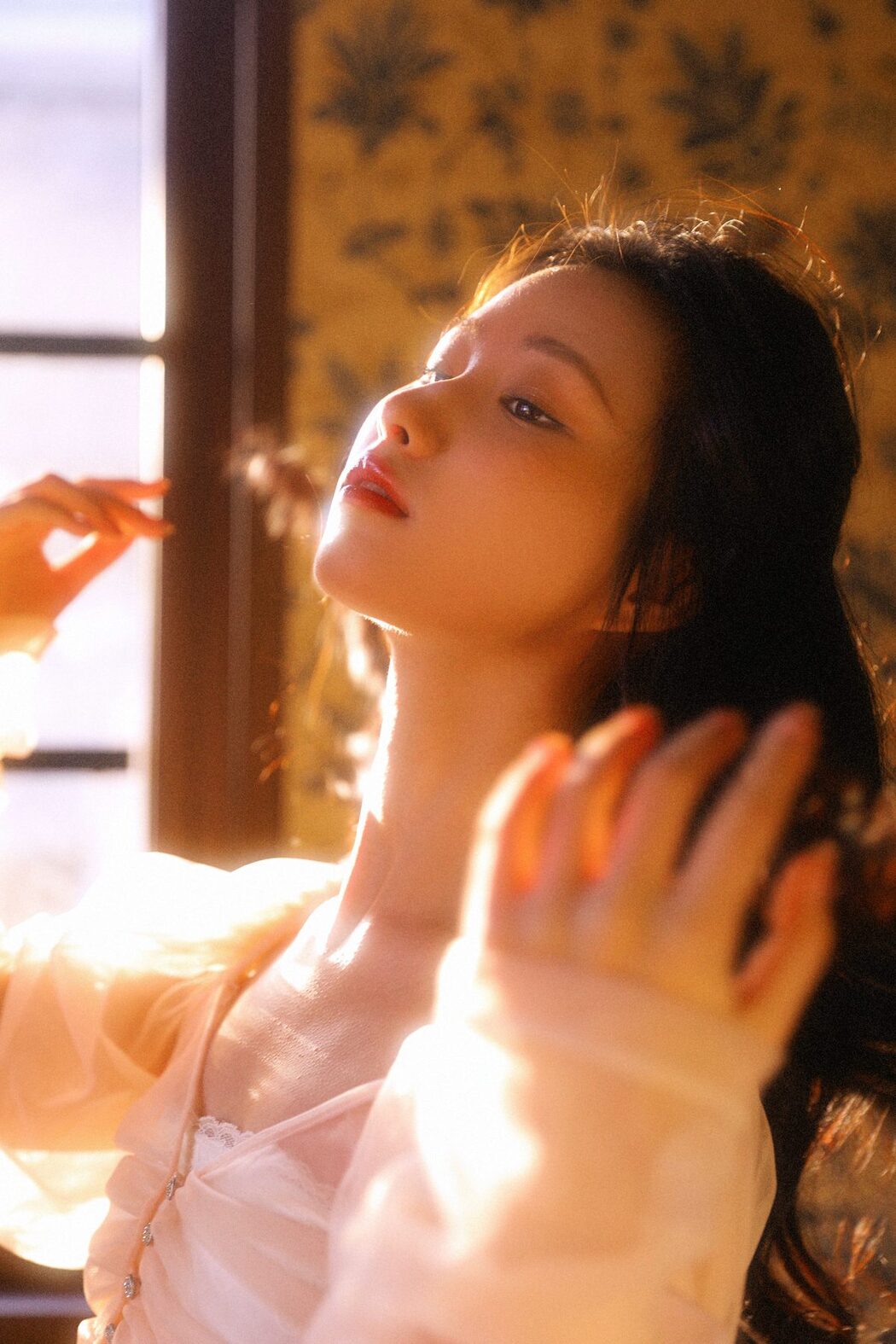 YiTuYu艺图语 Vol.4561 Ruo Ruo