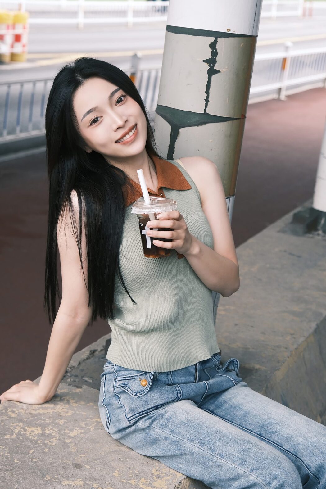 YiTuYu艺图语 Vol.4618 Lu Rou Chi Bu Bao