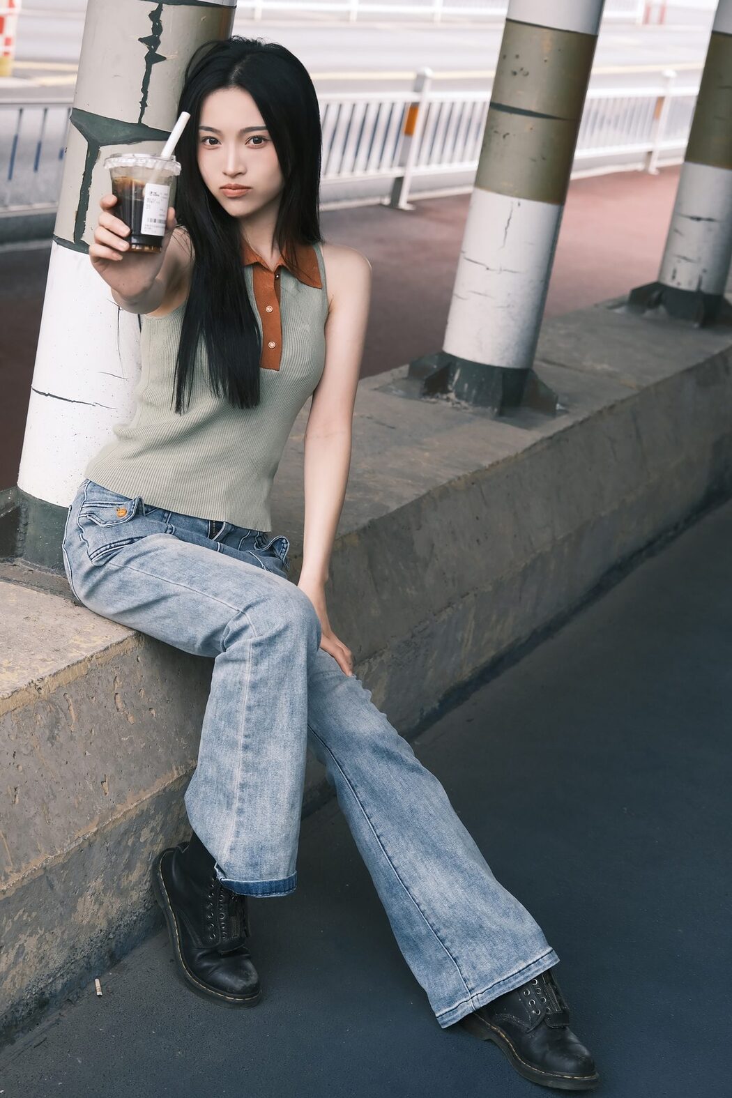 YiTuYu艺图语 Vol.4618 Lu Rou Chi Bu Bao