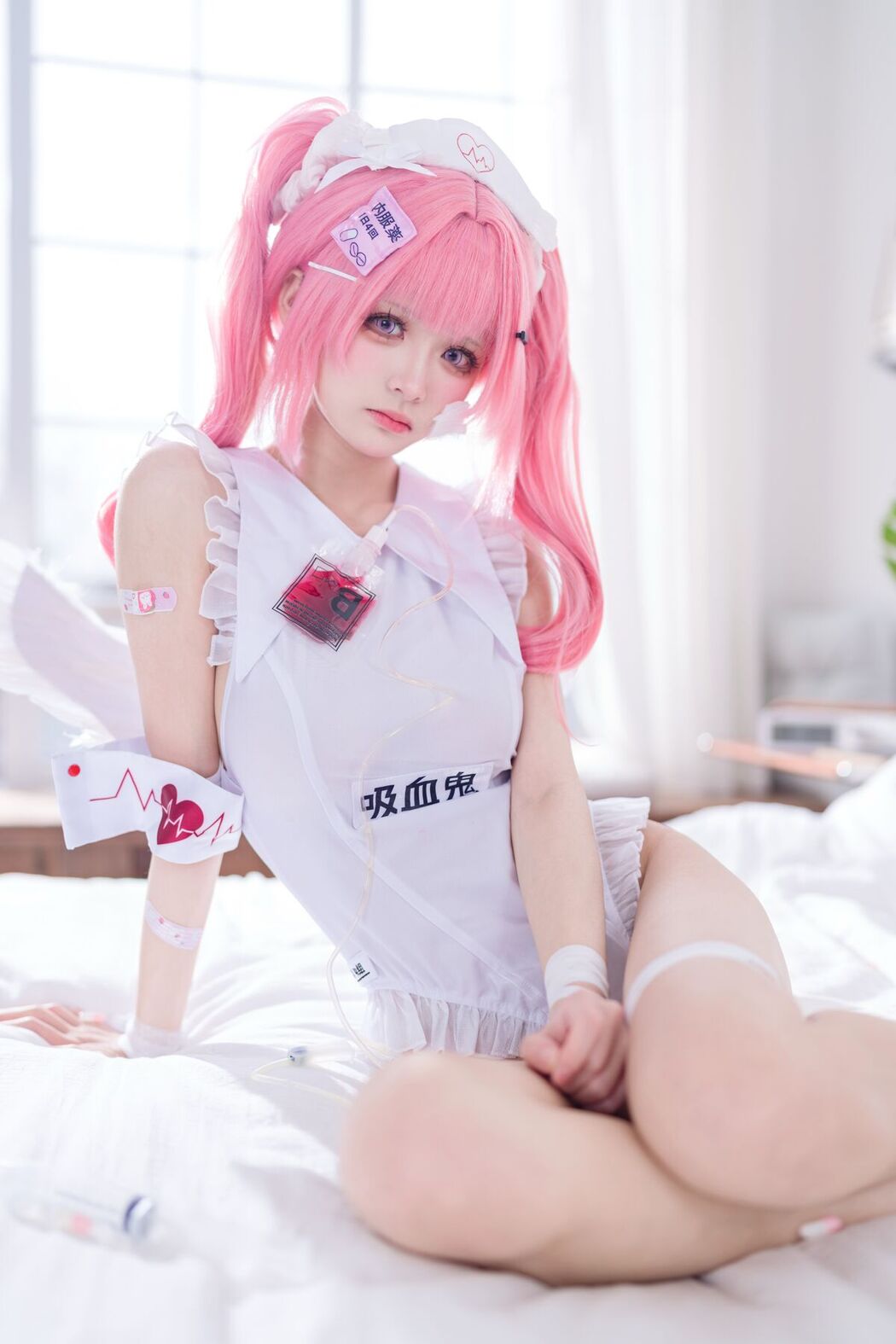 Coser@九柒喵 – 小护士针筒 (49P)