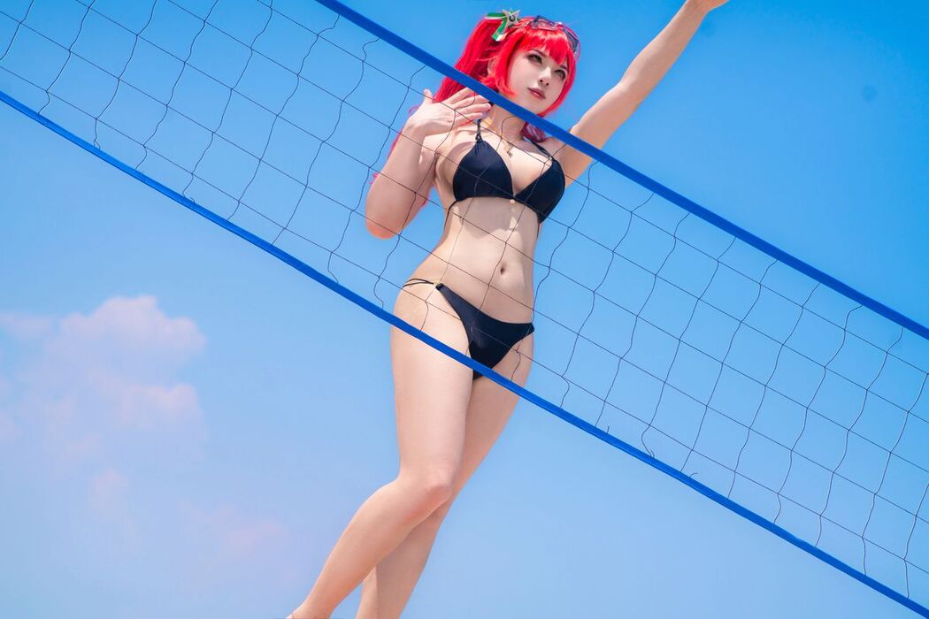 Coser@隼隼子 And 刺青Poi – 沙滩排球 (41P)