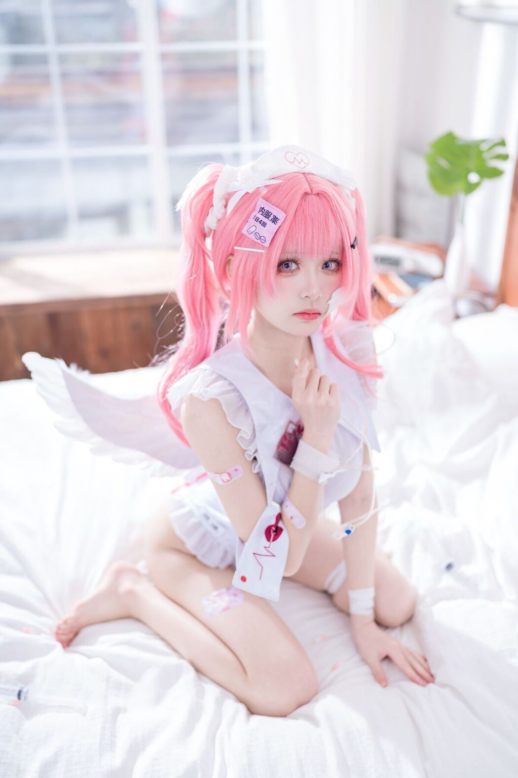 Coser@九柒喵 – 小护士针筒 (49P)