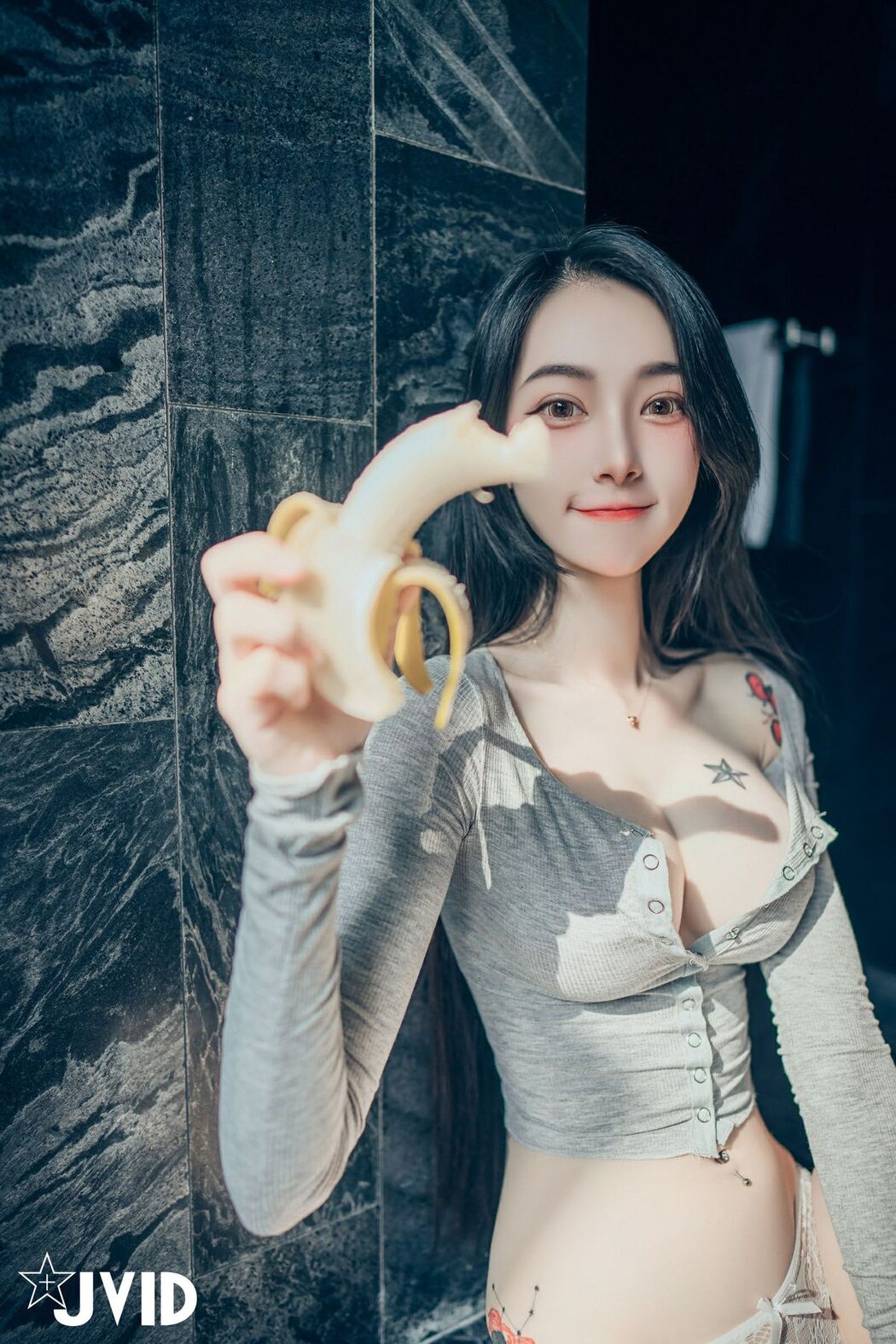 JVID Piao Piao Ge 飄飄哥 – 巨乳女神飄飄身上滿滿的黏稠甜點等你來品嘗 超色氣絕對硬爆 動漫般的身軀尺度超猛 Part01 (52P)