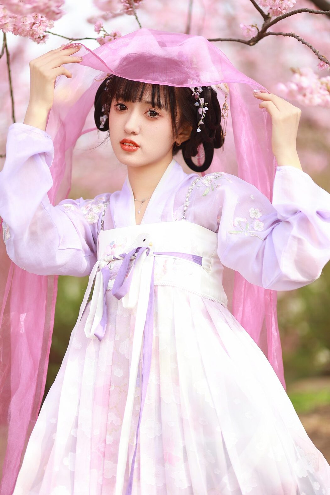 YiTuYu艺图语 Vol.4683 Nuo Nuo Chi Nuo Mi